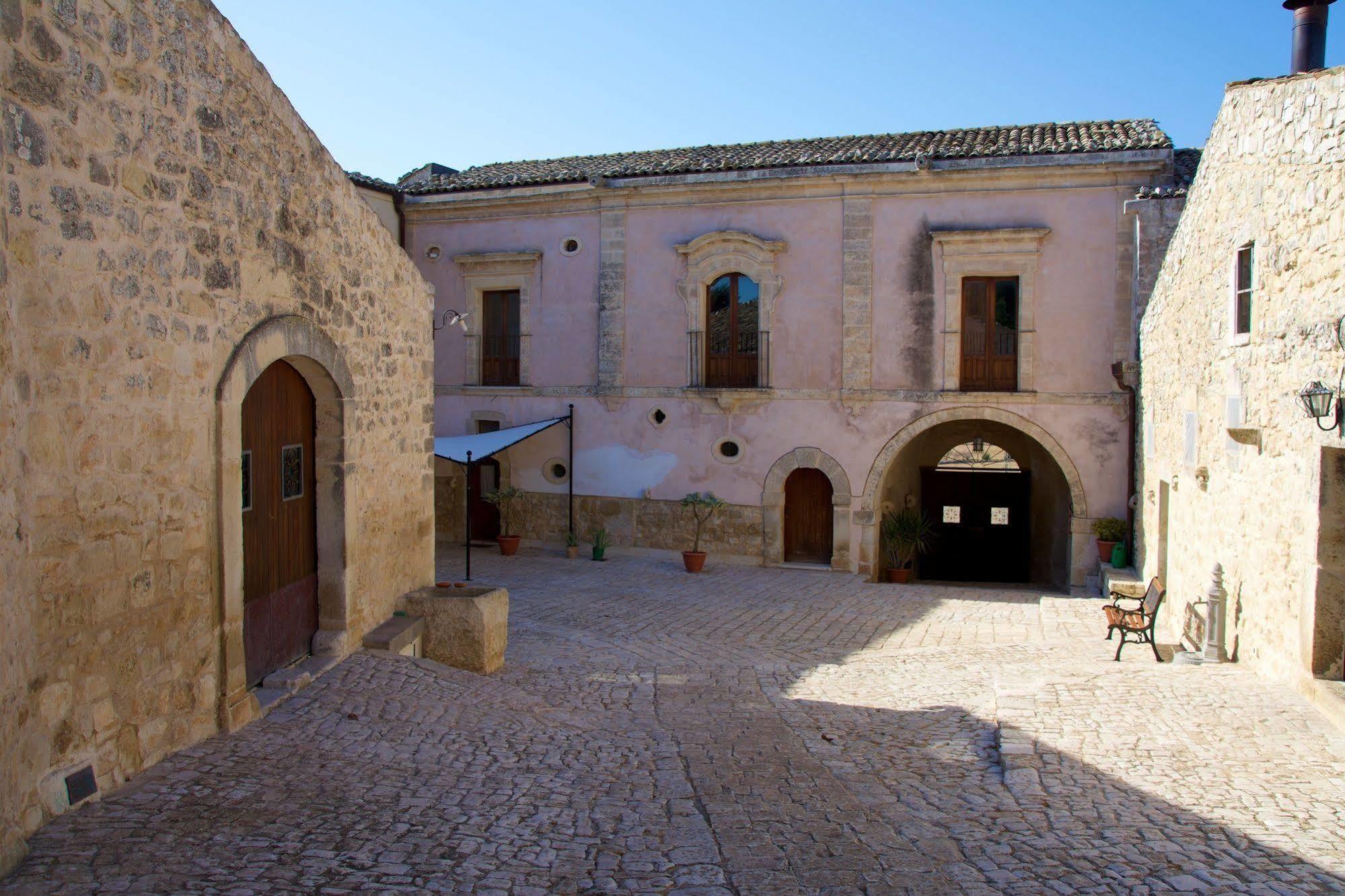 Relais Cimilla B&B Ragusa Eksteriør billede